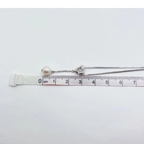 Tasaki Noevir Akoya Pearl & Diamond
Lariat Pendant Necklace*Silver *15-16"
Chain - Picture 10 of 11